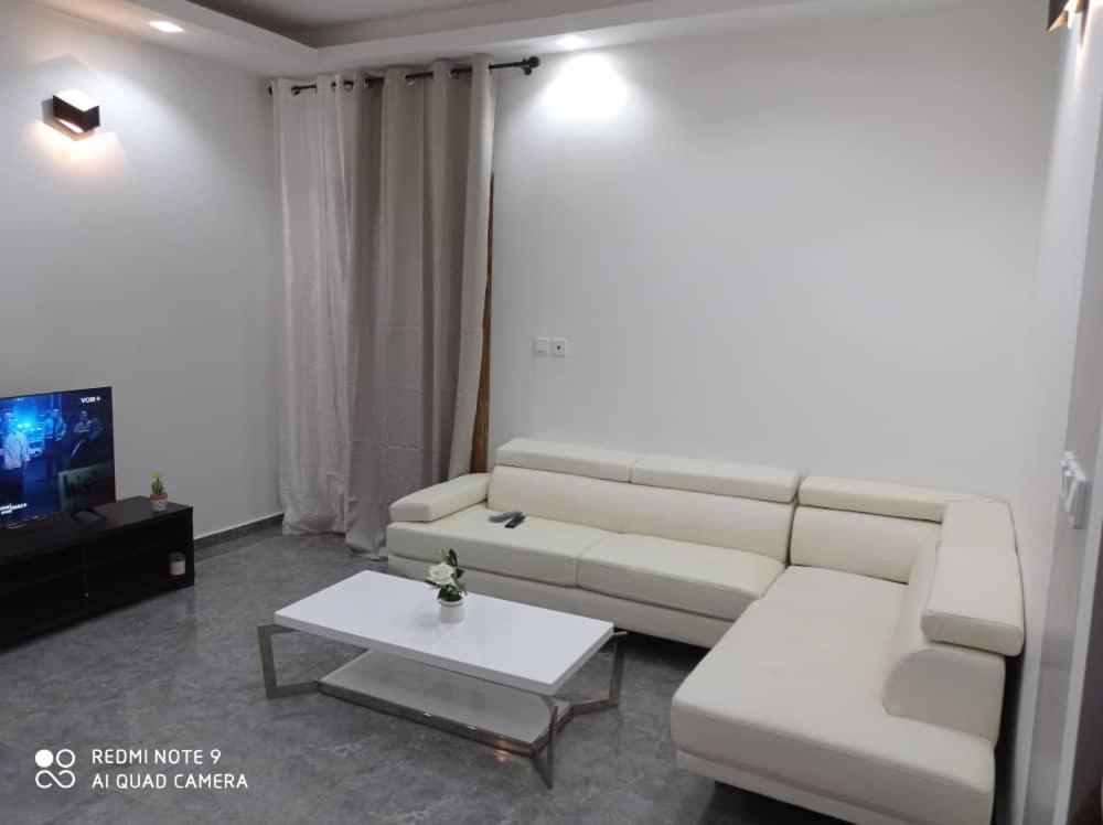 Hotel Appart B4U Yaoundé Dış mekan fotoğraf