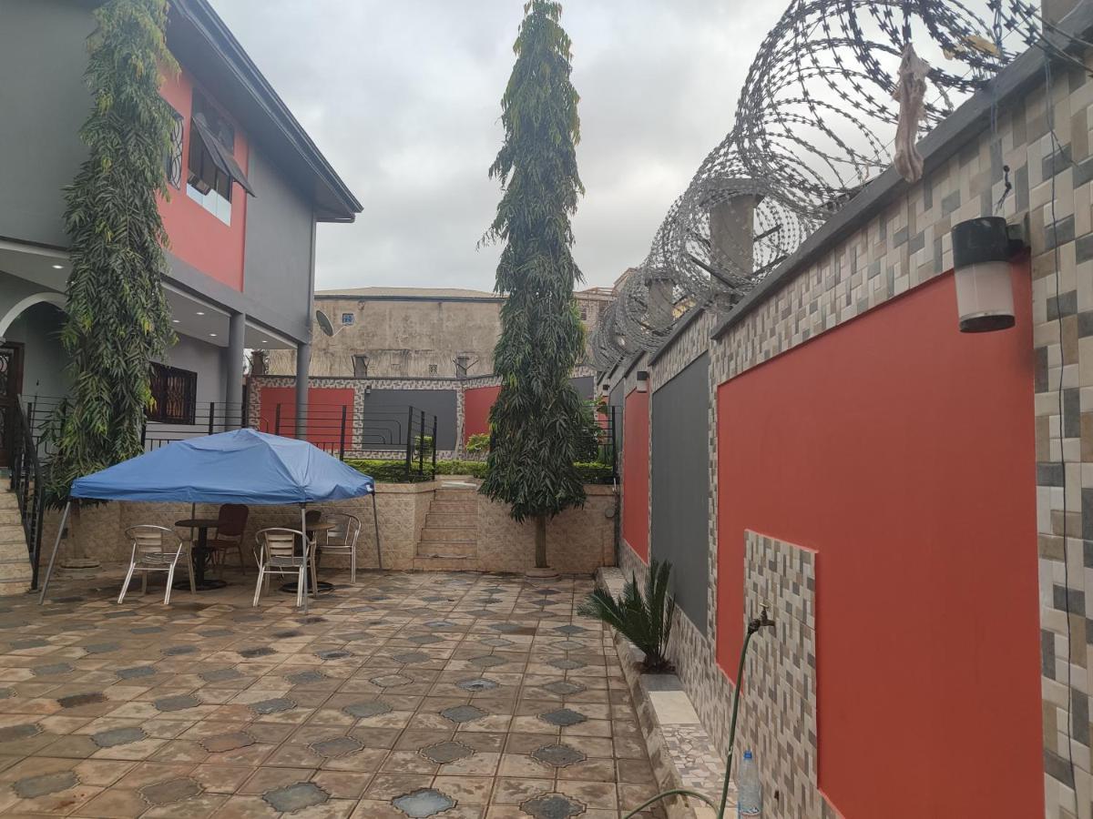 Hotel Appart B4U Yaoundé Dış mekan fotoğraf